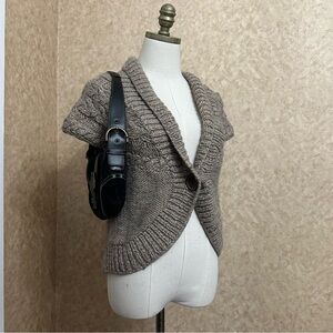 VTG Y2K 2000s Brown Tan Chunky Cable Knit One Button Wool Blend Cardigan Sweater